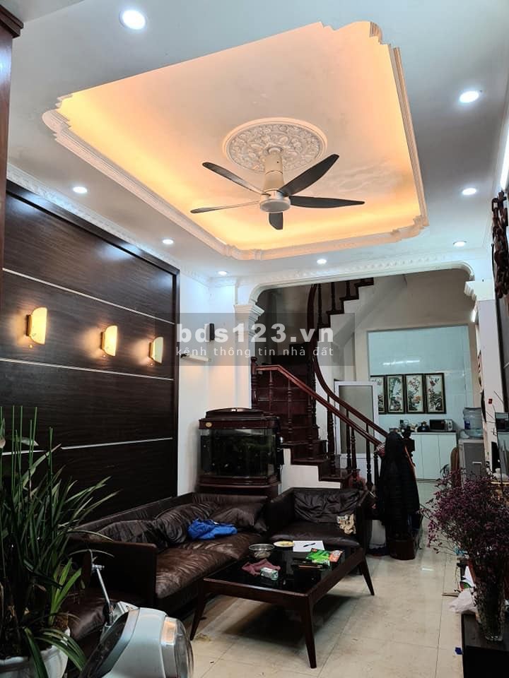 NHÀ NGÕ 401 XUÂN ĐỈNH GẦN CV HÒA BÌNH, 40M2 5Tầng Gía 3.8tỷ, NỘI THẤT XỊN XÒ.