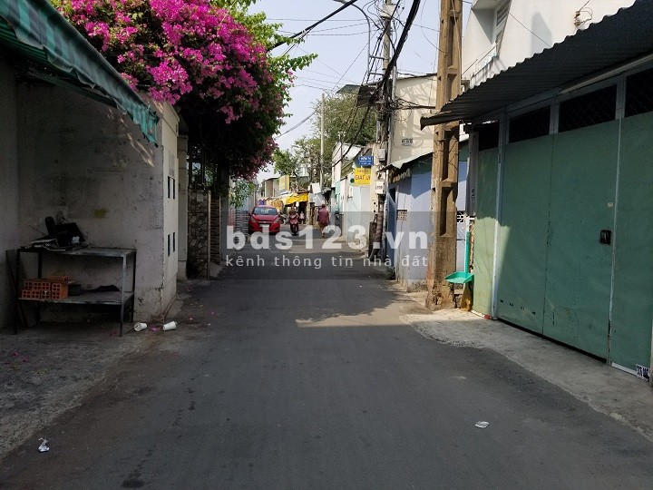 TIN ĐƯỢC KHÔNG 70TR/M2? Nhà 2Tầng giá 3.3 Tỷ/43m2 ngay HXH tránh, 50m ra MT Phạn Văn Đồng