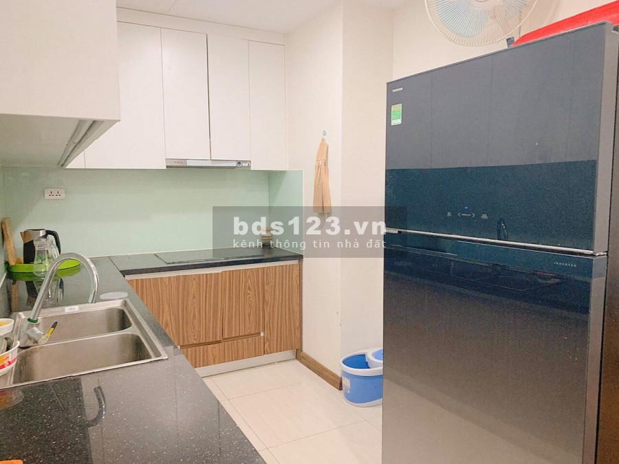 Căn hộ 2pn Vinata Tower: 86m2 full đồ giá 13 triệu/tháng. LH: 0932477586