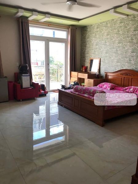 Về Long Thành sống Bán gấp nhà Tô Hiến Thành 50 m2, 3 Lầu, ở ngay, giá 6 tỷ 5