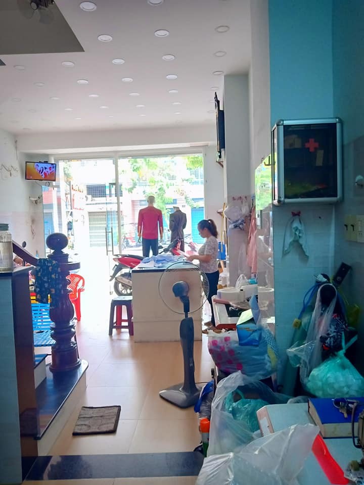 Mặt Tiền Tân Phú Ngay Chợ Tân Hương, Ngang 4.7m VỈA HÈ 5M Nở Hậu