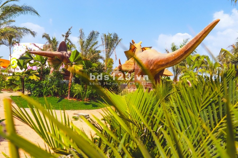 Biệt thự nghỉ dưỡng nằm trong sân golf duy nhất phía Tây Sài Gòn