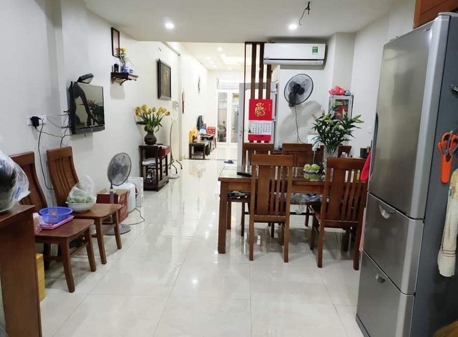 Bán nhà Chính Kinh, Thanh Xuân, 39m2, 4T, 2 mặt thoáng, ngõ 3m, 3.65 tỷ.