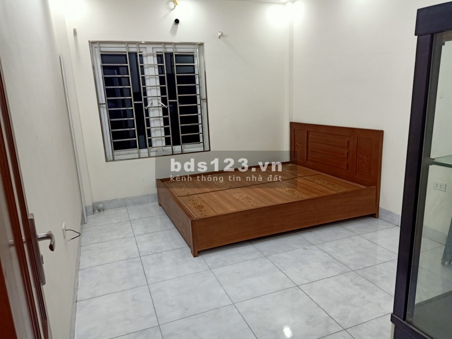 HOA HẬU KIM GIANG NGÕ OTO 44m2 5 TẦNG. MT 3,8m. GIÁ CHÀO 3,5 TỶ