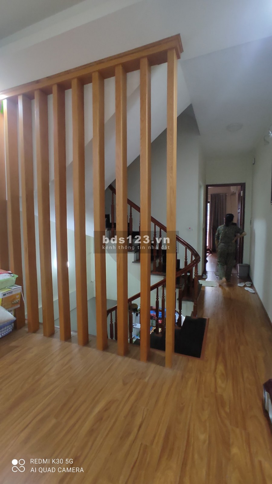 NHÀ HOA HẬU 40M, 5T CỰ KHỐI PHÂN LÔ QUÂN ĐỘI Ô TÔ VÀO TẬN NHÀ. GIÁ 2.95 TỶ