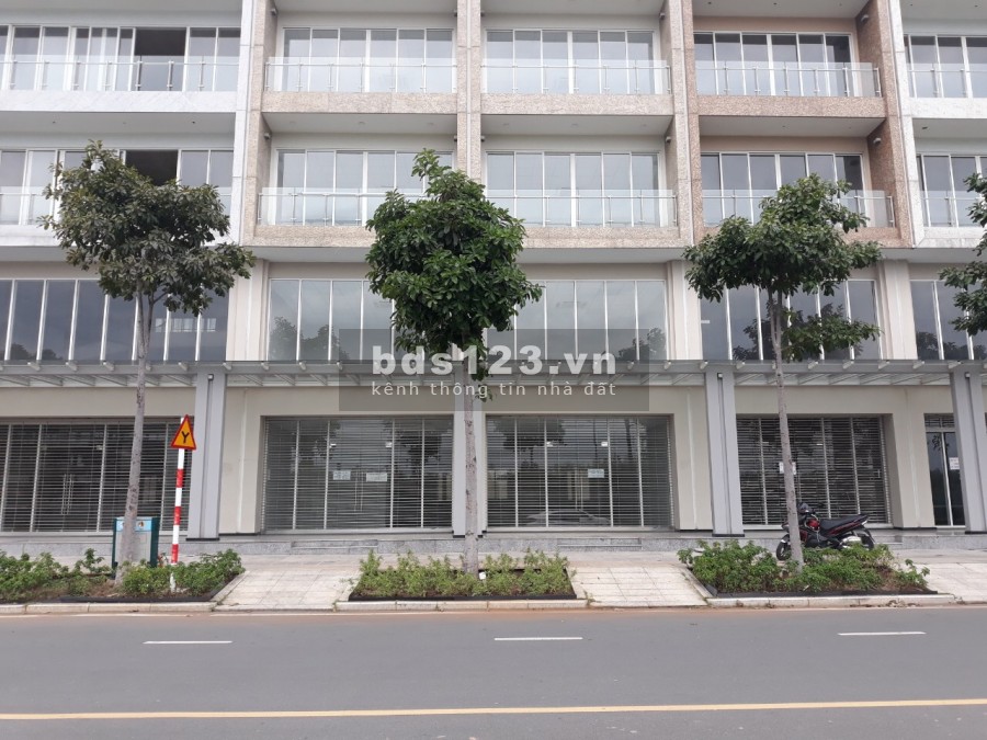 Cho thuê cặp Shophouse Sari town tại khu đô thị Sala Quận 2