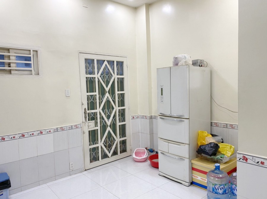 Cho thuê nhà mới, 1 lầu/2pn 2 mặt hẻm Dương Bá Trạc P1Q8