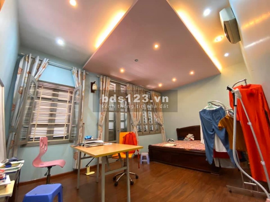 BÁN NHÀ CHÙA LÁNG LÔ GÓC Ô TÔ ĐỖ CỬA 60M2 GIÁ 5.2 TỶ