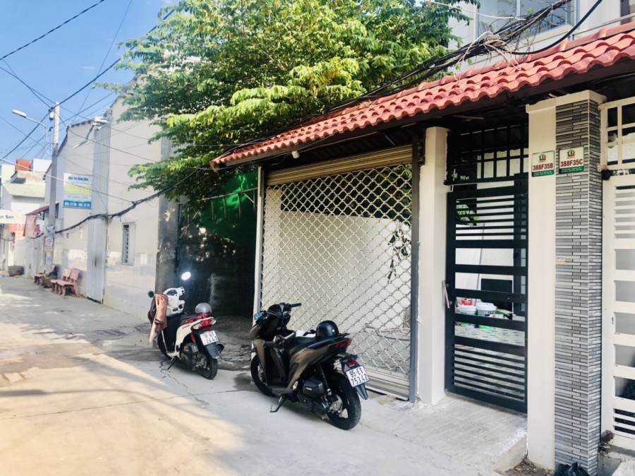 Bán nhà trệt lầu mới xây đầy đủ nội thất, sang trọng, hiện đại trung tâm Ninh Kiều