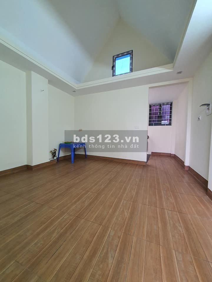 Bán nhà Đa Sỹ, 30m2, xây đẹp 4 tầng, 2,7 tỷ bay nhanh.
