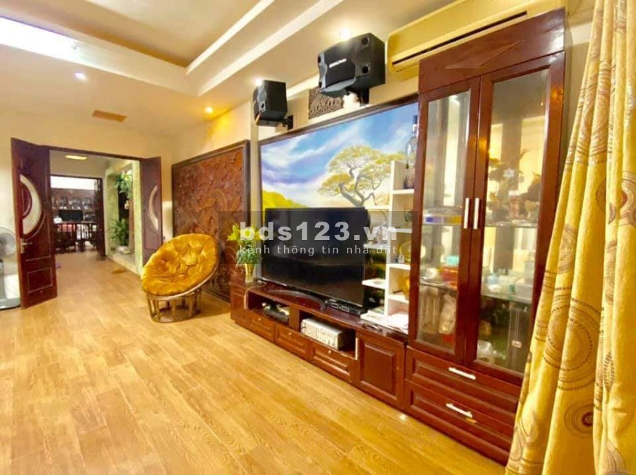 Bán nhà Yên Hòa, 33m2 x 5 tầng, ngõ rộng, mt 4.7m. Giá 3.15 tỷ