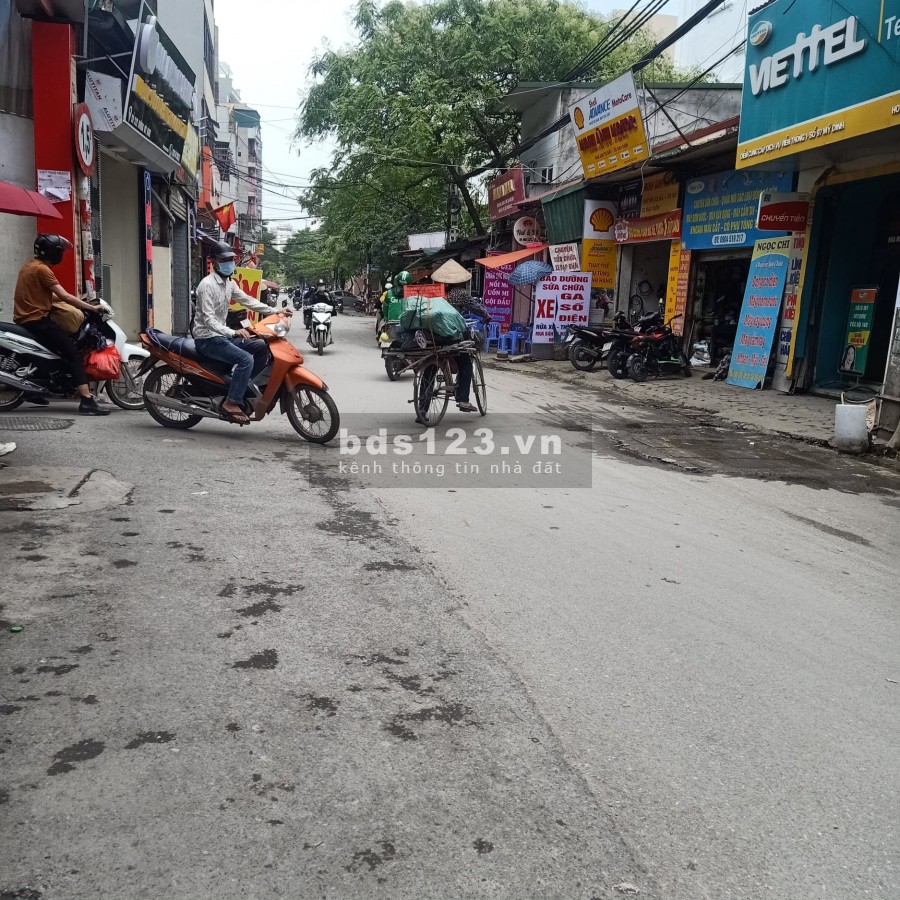 Hiếm! Nhà mặt Phố Mỹ Đình, 2 mặt tiền, 3 ô tô tránh, kinh doanh, 130m2, nhỉnh 24 tỷ.