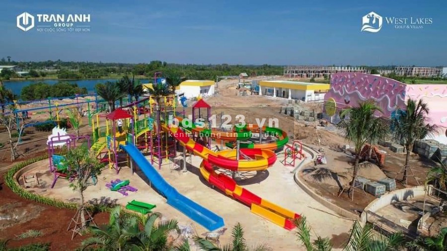 Biệt thự nghỉ dưỡng nằm trong sân golf duy nhất phía Tây Sài Gòn