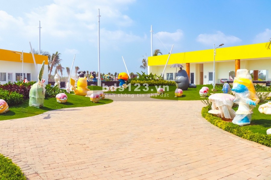 Biệt thự nghỉ dưỡng nằm trong sân golf duy nhất phía Tây Sài Gòn