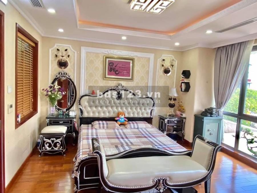 BÁN NHÀ LÁNG HẠ, QUẬN ĐỐNG ĐA. DT 55M x 3,5T. GIÁ 5.2 TỶ