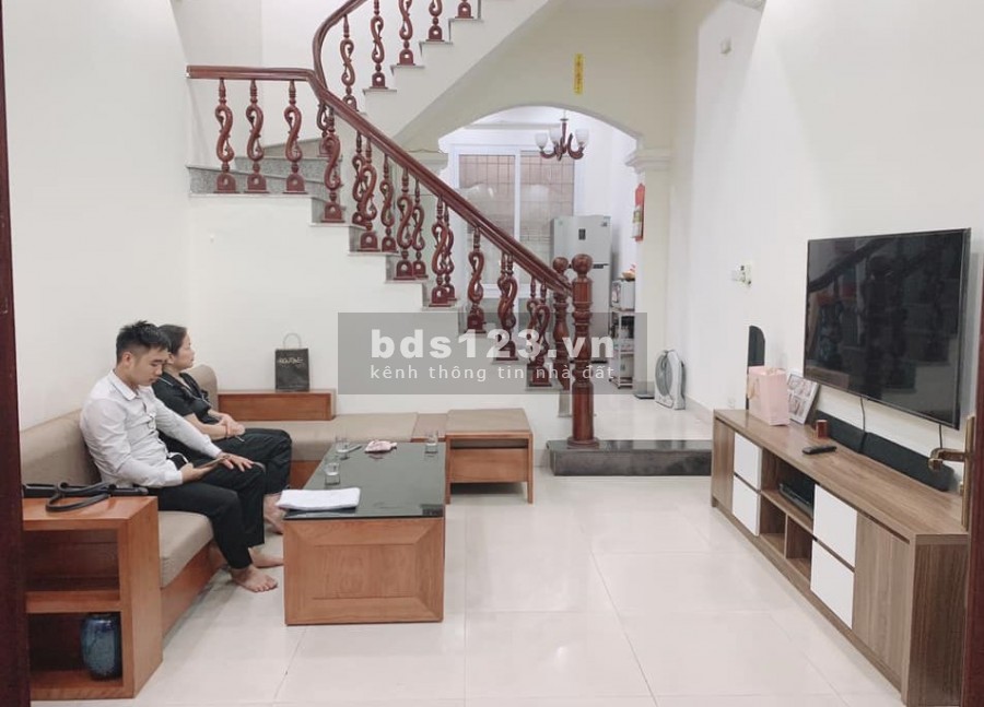 Siêu Phẩm nhà Vũ Tông Phan 43m2x5T, Ô Tô, Kinh Doanh, nhỉnh 4 tỷ.