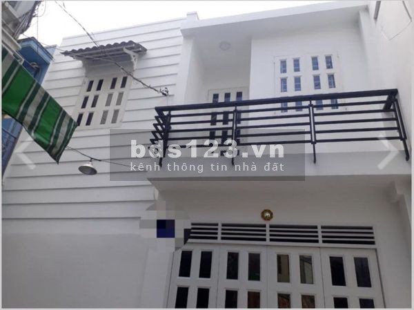 Nhà 2 tầng cần bán. Địa chỉ tại Thuận Quang, Dương Xá. Giá chỉ 1.530ỷ