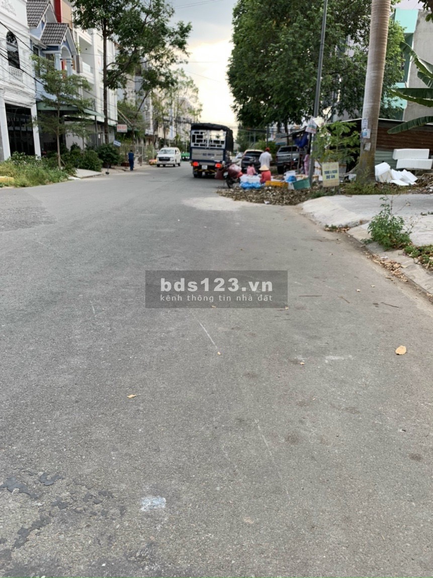 Nền vị trí đẹp trục chính KDC Long Thịnh (đường số 9), Q. Cái Răng, Cần Thơ