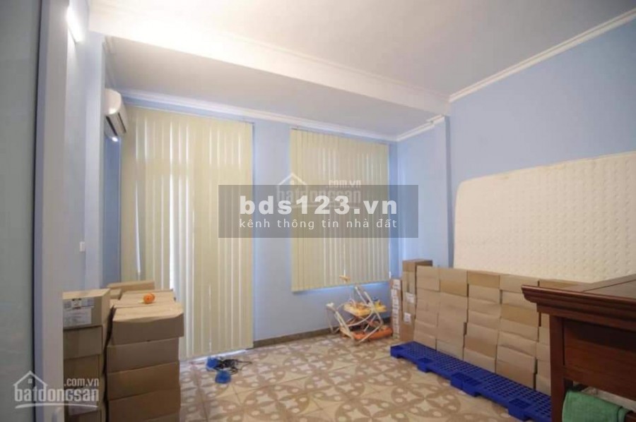Bán Nhà 3 tầng mặt tiền 5m tại Ngoc Thụy Long Biên