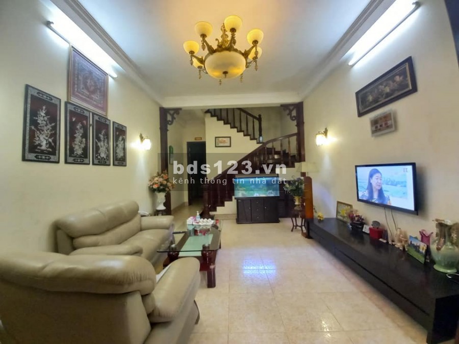 CHÍNH CHỦ BÁN NHÀ TRẦN DUY HƯNG MẶT HỒ TRƯỚC NHÀ ĐƯỜNG OTO TẢI CHẠY