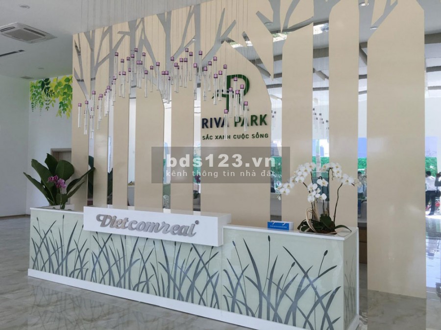 Bán căn hộ chung cư Quận 4, giá rẻ bất ngờ, 84m2, 2PN, view sông thoáng mát.