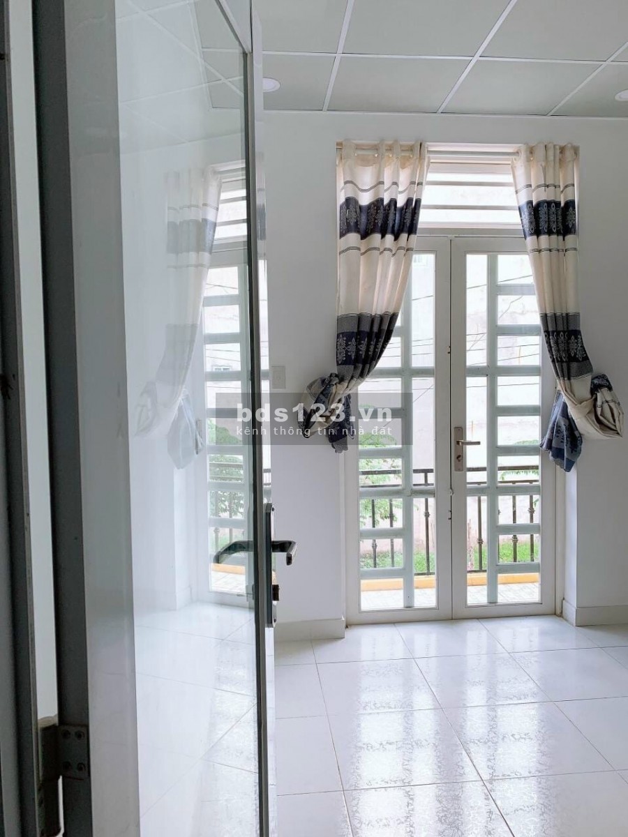 NHÀ GIÁ BAO RẺ - 1 TRỆT 1 LẦU 1 LỬNG