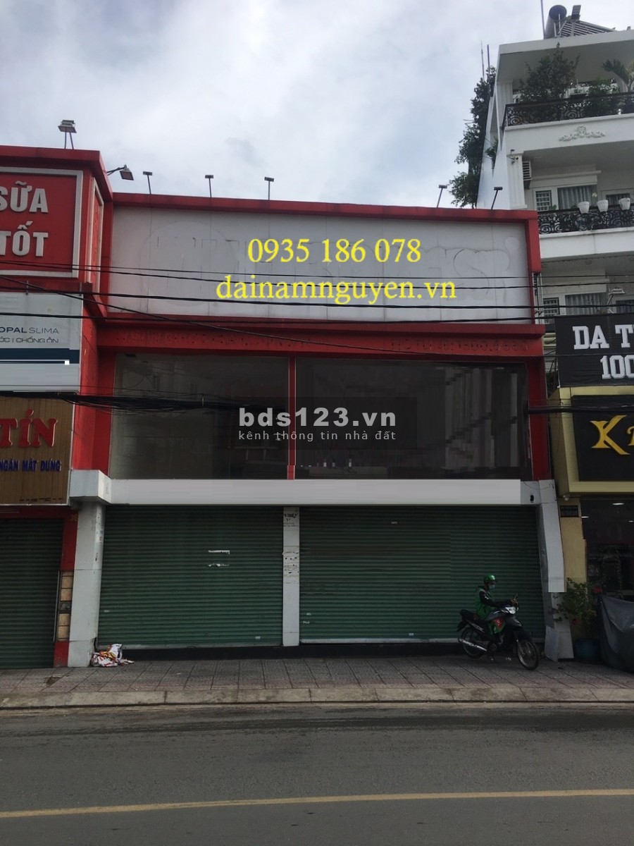 Mặt Tiền 1 lầu Huỳnh Thiện Lộc. dt: 8 x 19 - trống suốt kd