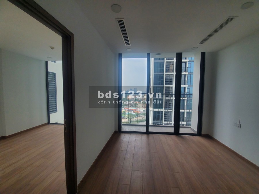 Bán Căn Hộ Eco Green Sài Gòn, Giá 3.450 Tỷ (102 %), View hồ bơi, Thành Phố rất đẹp.