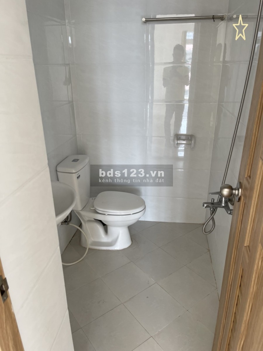 Nhà mới HXT Nguyễn Sơn (4x23m) 3L, ST, 4PN, 4WC