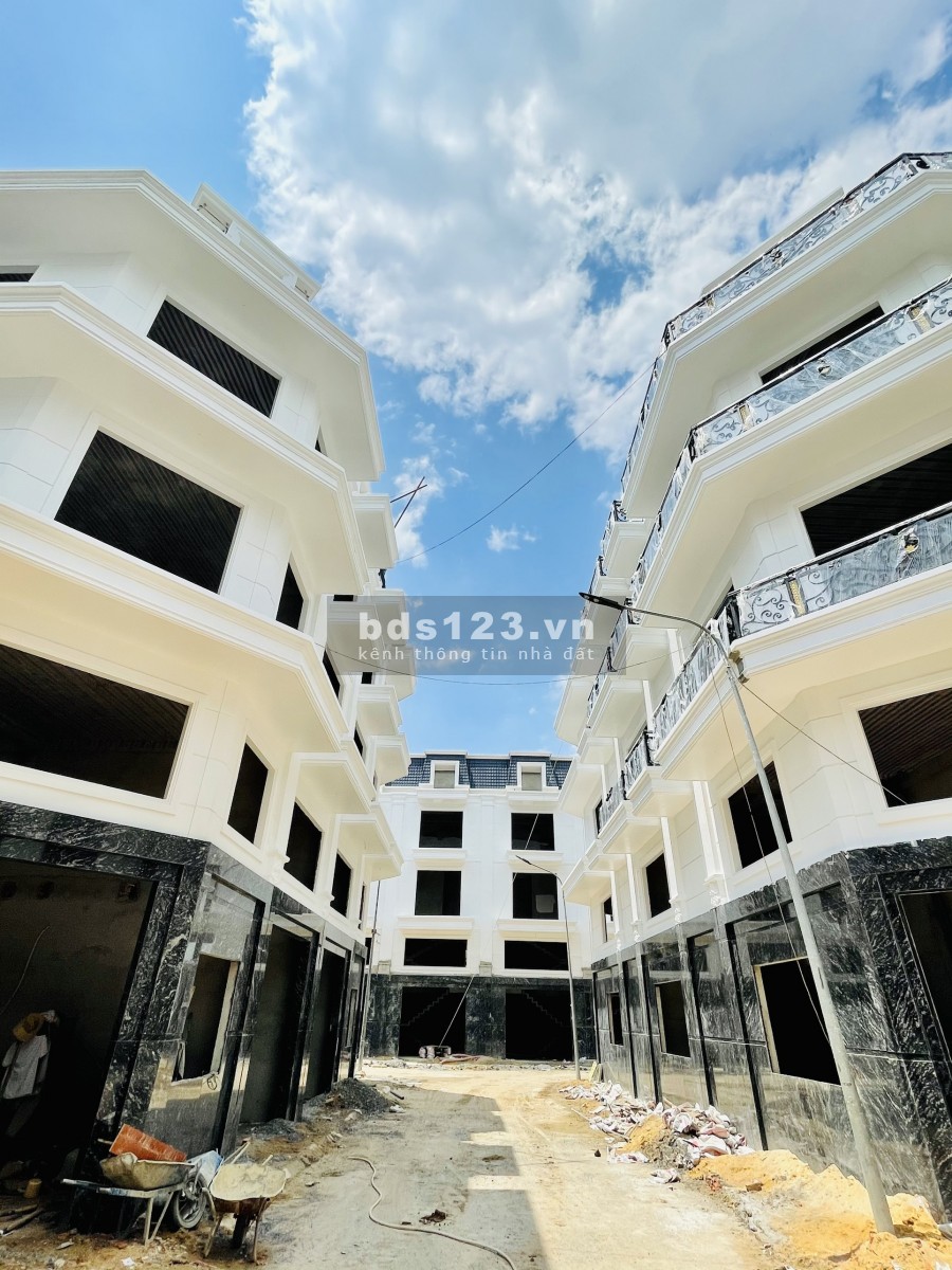 Khu nhà phố thương mại 3 mặt view sông