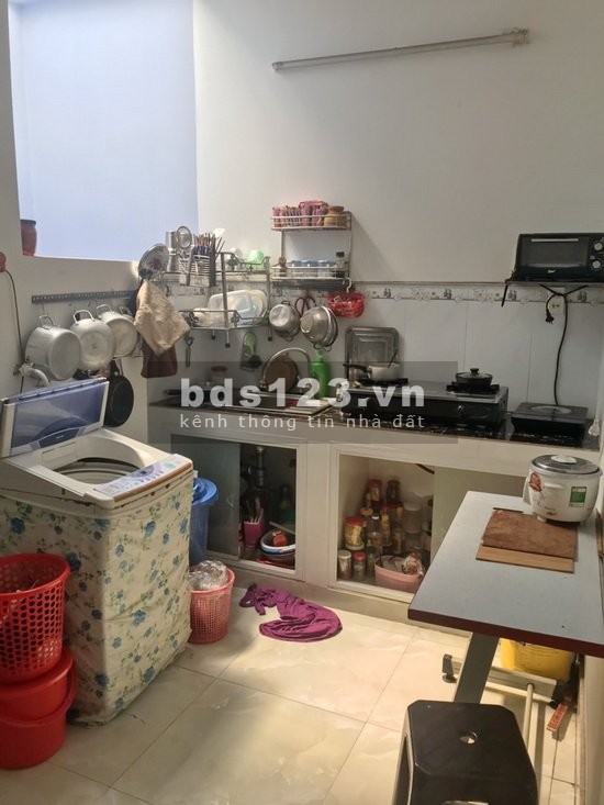 BÁN GẤP NHÀ PHỐ 2 LẦU SÂN THƯỢNG HẺM 3M TRẦN XUÂN SOẠN, PHƯỜNG TÂN HƯNG, QUẬN 7