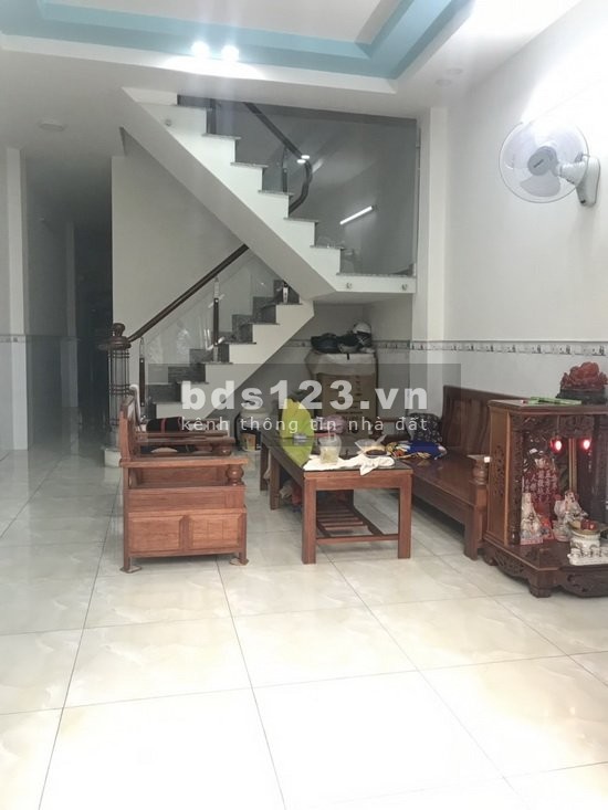 BÁN GẤP NHÀ PHỐ 2 LẦU SÂN THƯỢNG HẺM 3M TRẦN XUÂN SOẠN, PHƯỜNG TÂN HƯNG, QUẬN 7