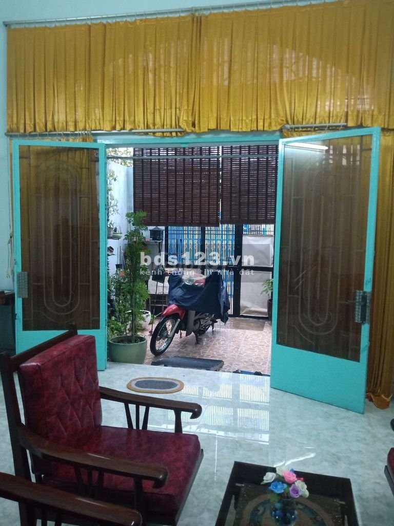 Cho thuê nhà nguyên căn hẻm 1113 Huỳnh Tấn Phát, P.Phú Thuận