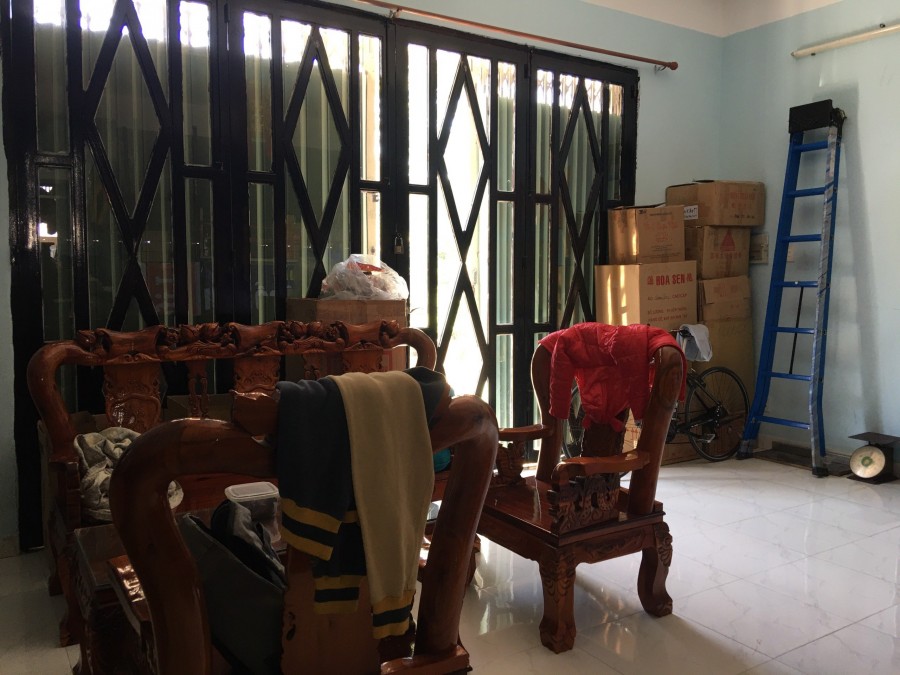 Cần tiền làm ăn nên bán nhà 1 trệt 2 lầu, ngang 6 đang kinh quán ăn ở khu dân cư An Bình