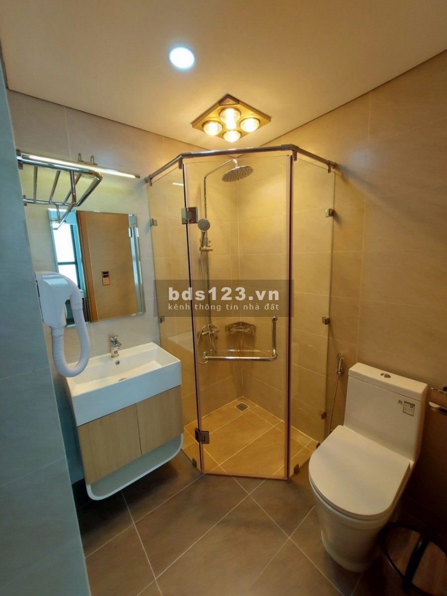 Cho thuê chung cư DreamLand Bonanza 23 Duy Tân 96m2 3PN 2WC Full nội thất. L/H: 0963146006