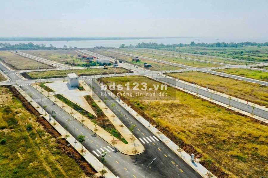 Bán 2 nền giai đoạn 1 giá gốc CĐT - Hiệp Phước Harbour View mặt tiền Nguyễn Văn Tạo