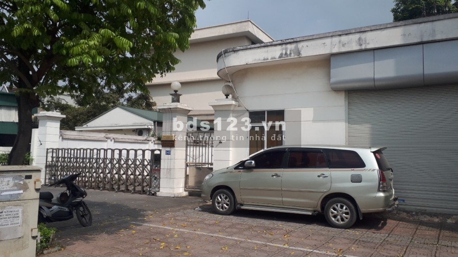 cho thuê nhà 3 tầng Ngô Gia tự thích hợp làm Vp Cty, Trường học, viện dưỡng lão...
