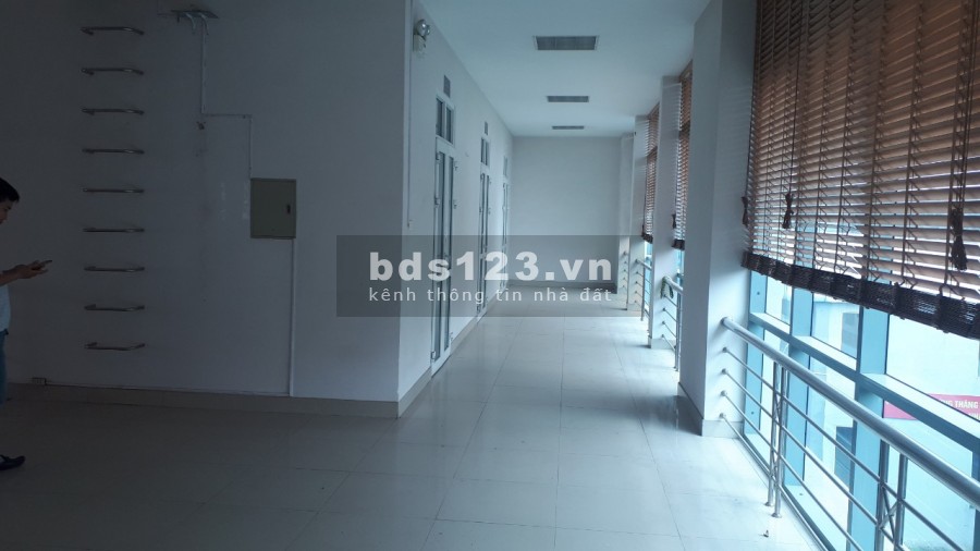 cho thuê nhà 3 tầng Ngô Gia tự thích hợp làm Vp Cty, Trường học, viện dưỡng lão...