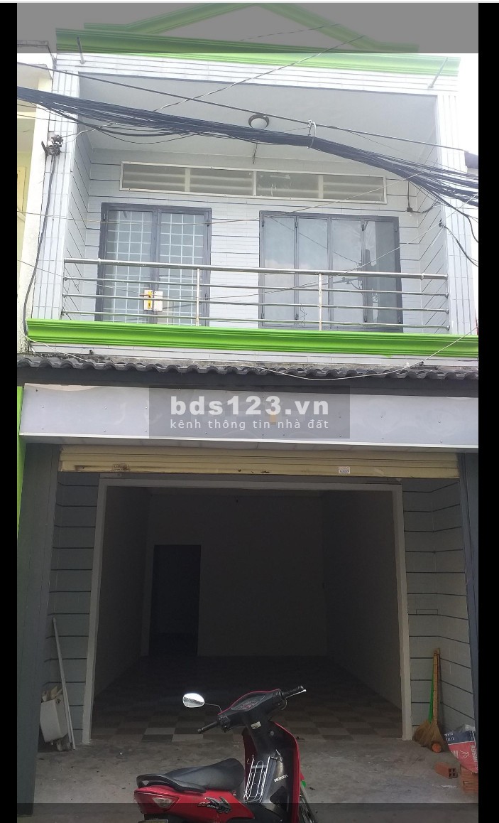 Nhà thuê HXH CMT8 Q10. MBằng trống suốt KD tự do