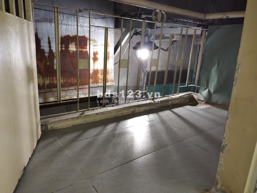 Cho thuê nhà nhỏ nguyên căn mới ngay trung tâm Q10