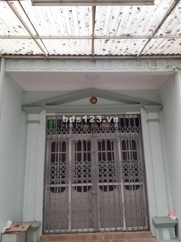 Bán nhà 3 tầng 2 mặt ngõ, ngõ 242 Đường Láng 82m2 giá 5,75 tỷ. LH 0912442669