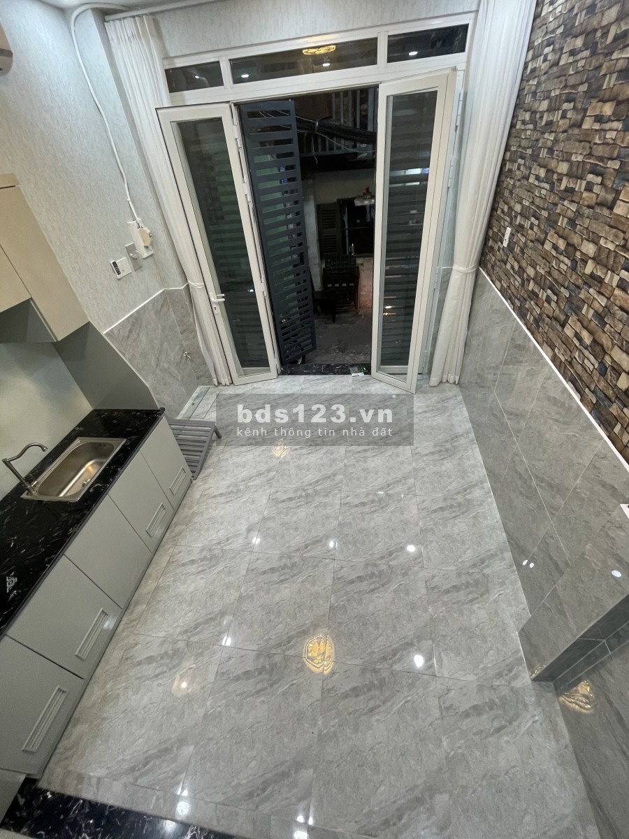Kẹt vốn hạ giá chốt nhanh Hẻm 3m An Dương Vương F4 Q5 Dt 3.4m x 7m Kết cấu 1 trệt 2 lầu sân thượng Nhà mới đẹp