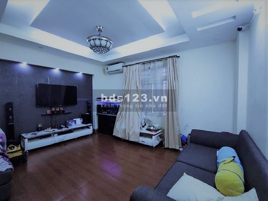 Bán nhà mặt phố Tây Sơn, Đống Đa. Vỉa hè, ô tô, KD. 136m2 giá 23 tỷ