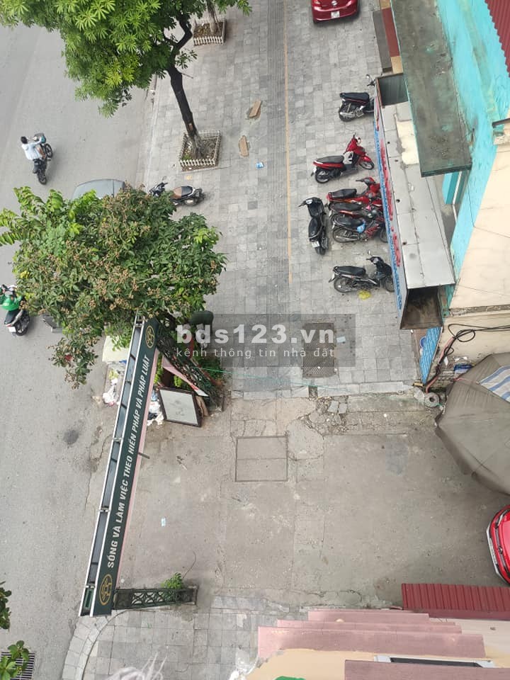 Bán 1 nhà ra đường Giải Phóng, Thanh Xuân 40/55mT2x4T, Mt4.5m, nhỉnh 4 tỷ