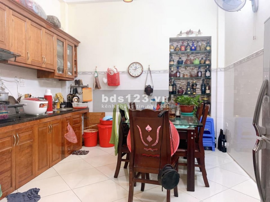 Đất Lộc cực phát 50m2*4T Bạch Mai chỉ 2.3 tỷ