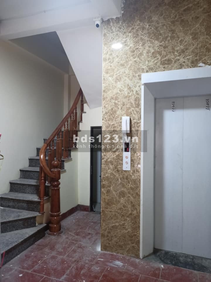 Hàng Hiếm 6,8 Tỷ 7 tầng Lô Góc Có Thang Máy Mỹ Đình LH 0988842970