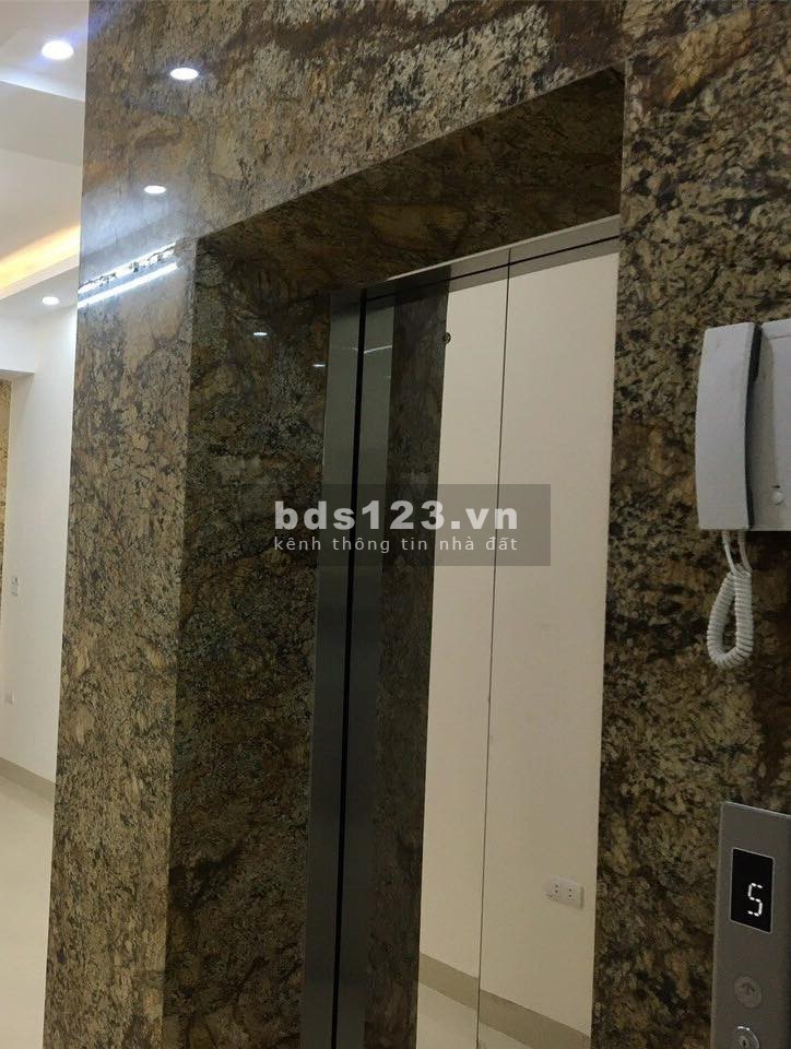 Cần bán đất lô góc phố Nguyễn Chí Thanh 155m2 mặt tiền 9m giá 32 tỷ