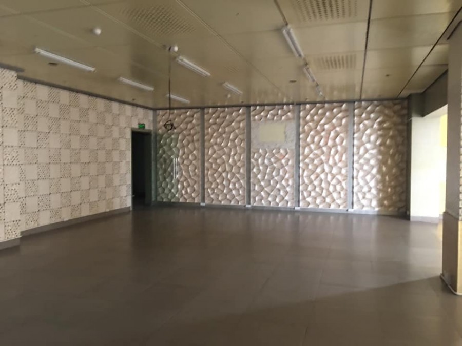 Dòng tiền 20 tỷ /năm- Tòa Vp hạng A-MP Trần Thái Tông, thổ cư 500m2 x15 tầng, MT 16.5m