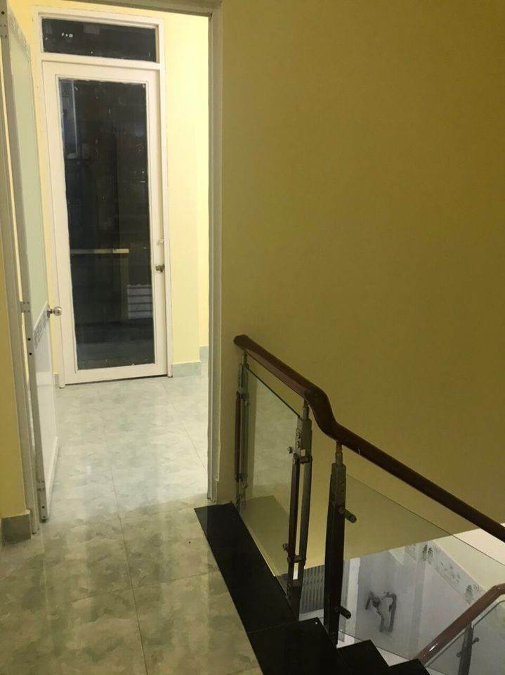 Rẻ, Bán nhà đường Hương Lộ 2, 32m2, giá chỉ có 2.8 tỷ