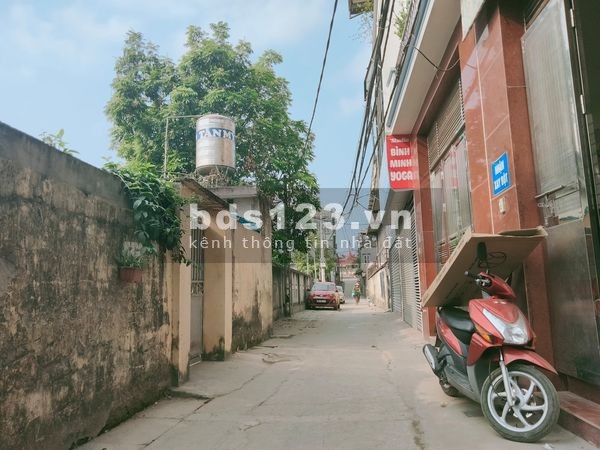 BÁN NHÀ ĐÔNG NGẠC 36m 5 tầng mặt tiền 3.8m giá 3.1 tỷ.0398582332